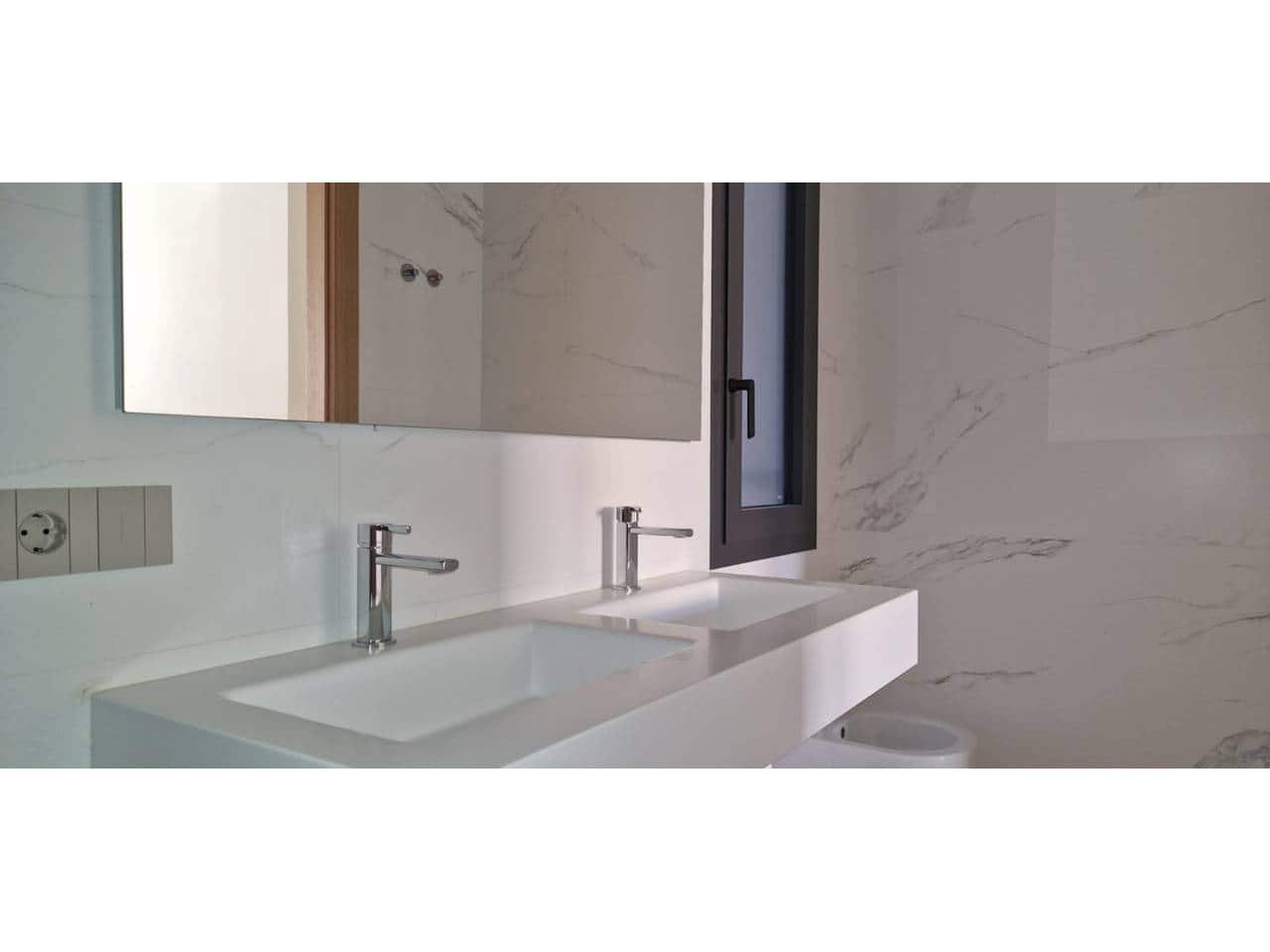 2 soveværelse Lejlighed til salg i Malaga by med garage - € 810.000 (Ref: 9725025)