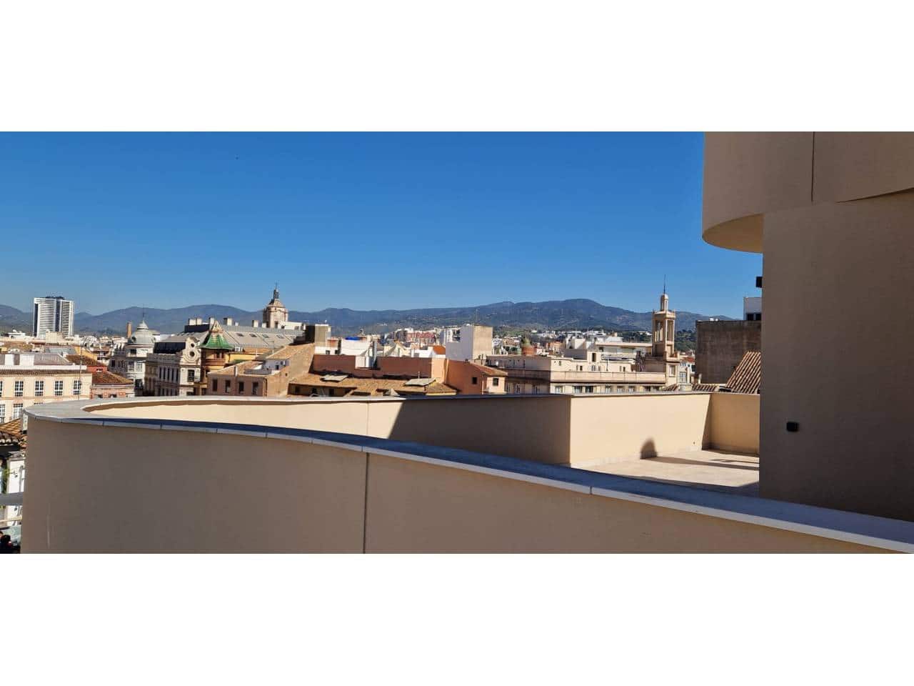 Ático de 2 habitaciones en Málaga ciudad en venta con garaje - 1.395.000 € (Ref: 9725026)