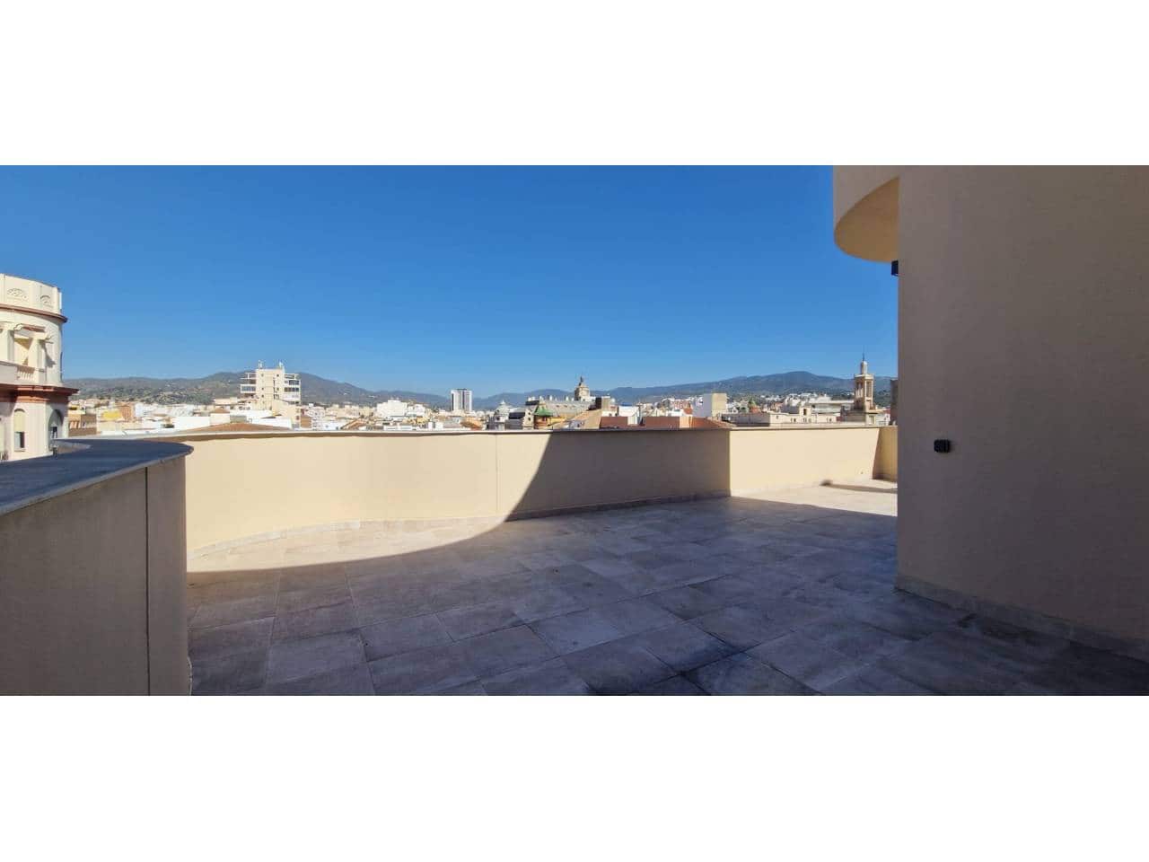 Ático de 2 habitaciones en Málaga ciudad en venta con garaje - 1.395.000 € (Ref: 9725026)