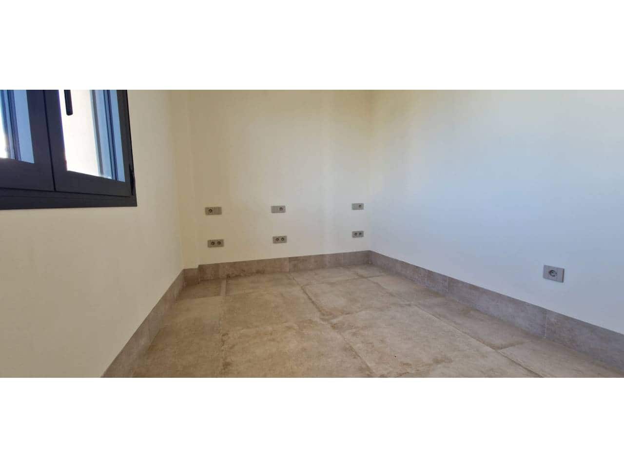Ático de 2 habitaciones en Málaga ciudad en venta con garaje - 1.395.000 € (Ref: 9725026)