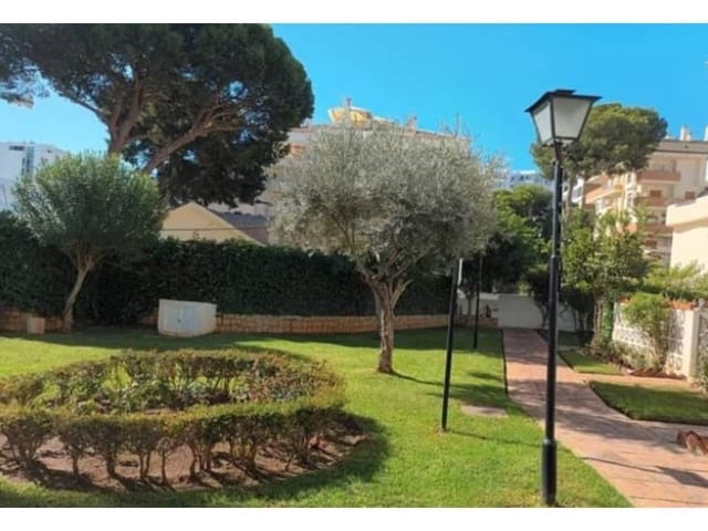 1 makuuhuone Huoneisto myytävänä paikassa Benalmádena mukana uima-altaan 
autotalli - 285 000 € (Ref: 9737734)