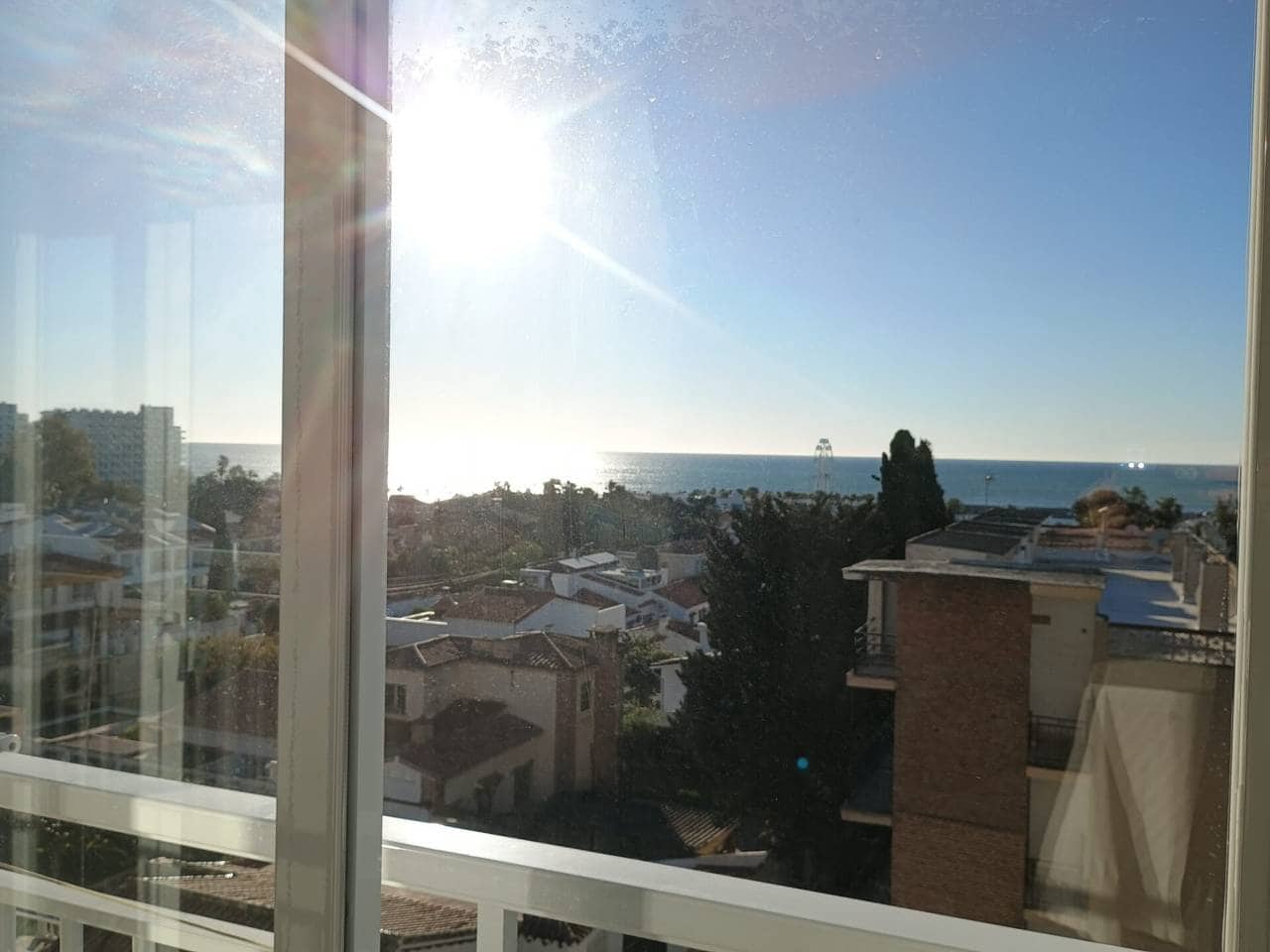 1 soverom Leilighet til salgs i Benalmadena med svømmebasseng garasje - € 289 000 (Ref: 9737734)