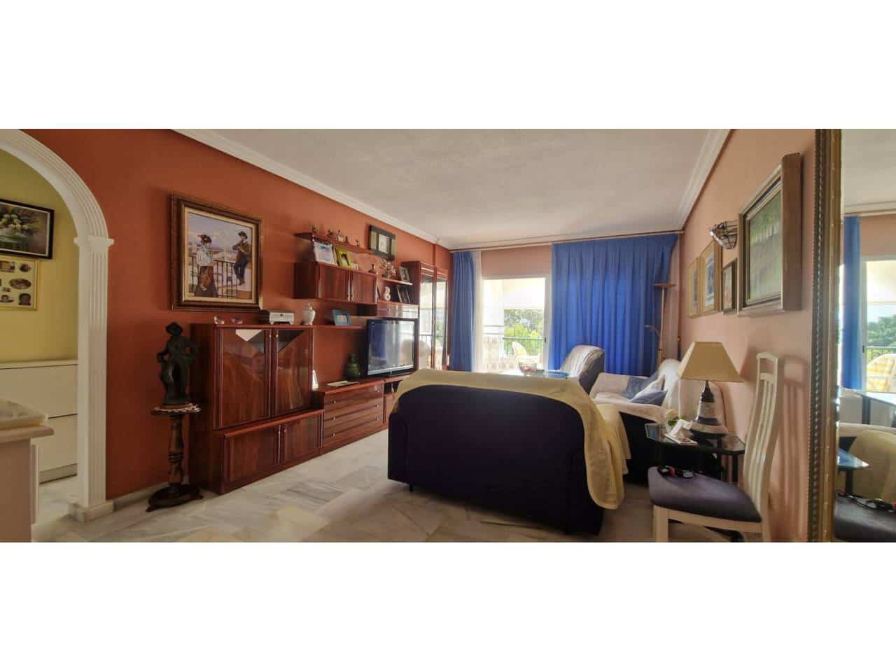 2 bedroom Apartment for sale in Torremolinos with pool - € 420,000 (Ref: 9747474)