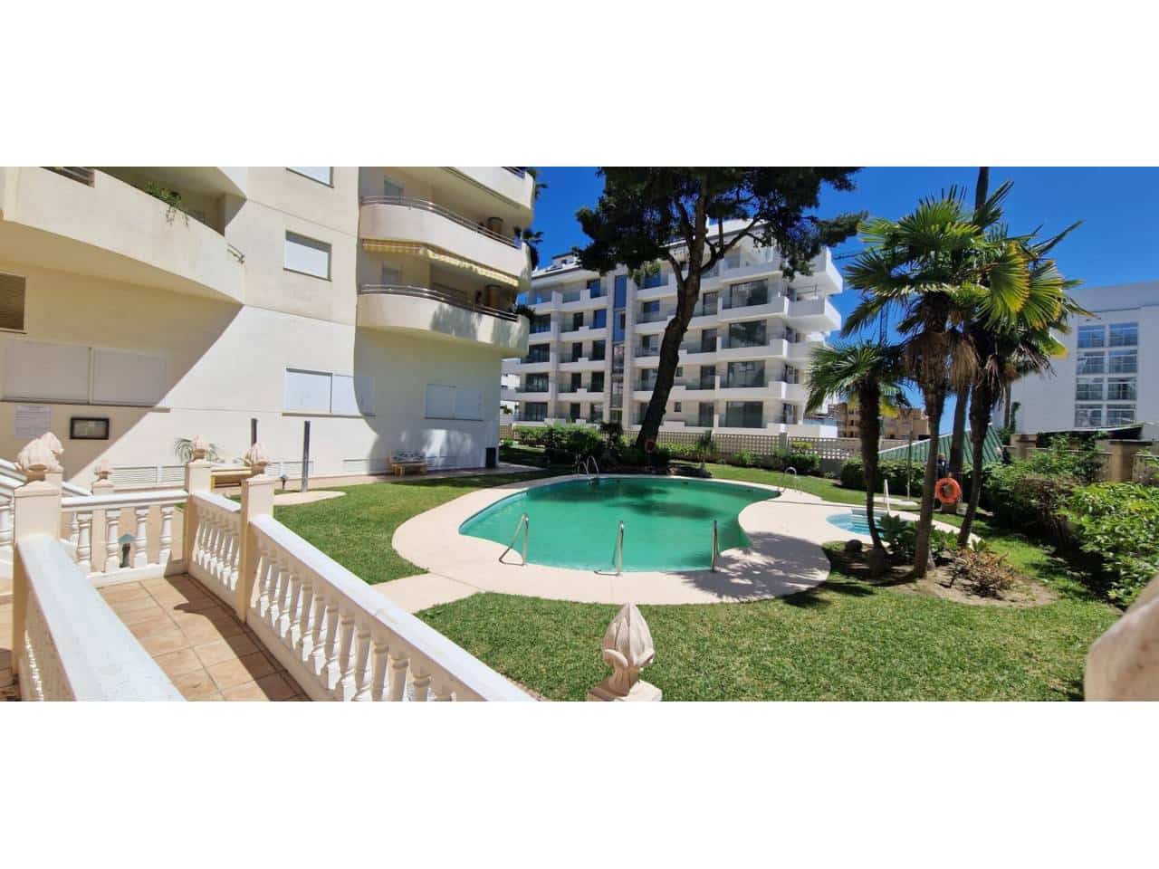 3 sovrum Lägenhet till salu i Benalmadena med pool garage - 450 000 € (Ref: 9777317)