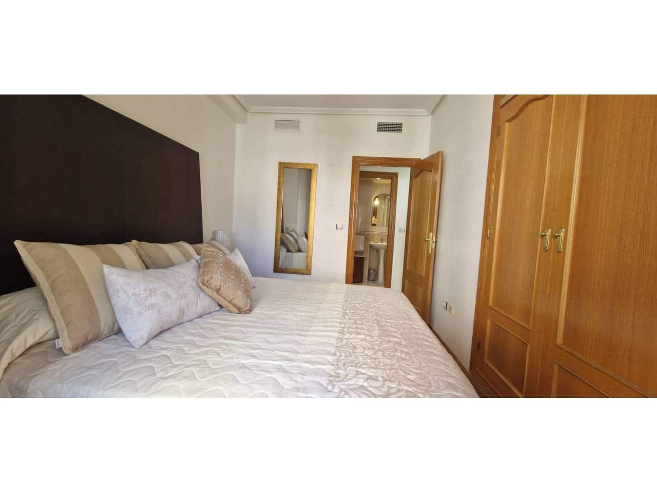 3 sovrum Lägenhet till salu i Benalmadena med pool garage - 450 000 € (Ref: 9777317)