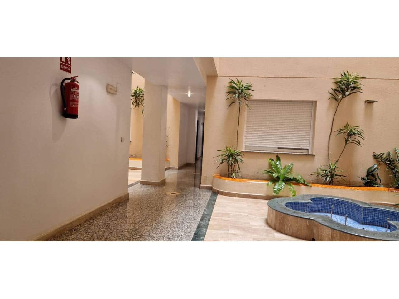 3 sovrum Lägenhet till salu i Benalmadena med pool garage - 450 000 € (Ref: 9777317)