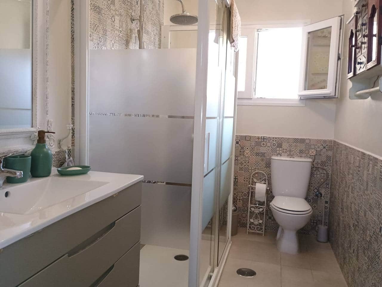 6 bedroom Villa for sale in Benalmadena with pool garage - € 998,000 (Ref: 9796576)