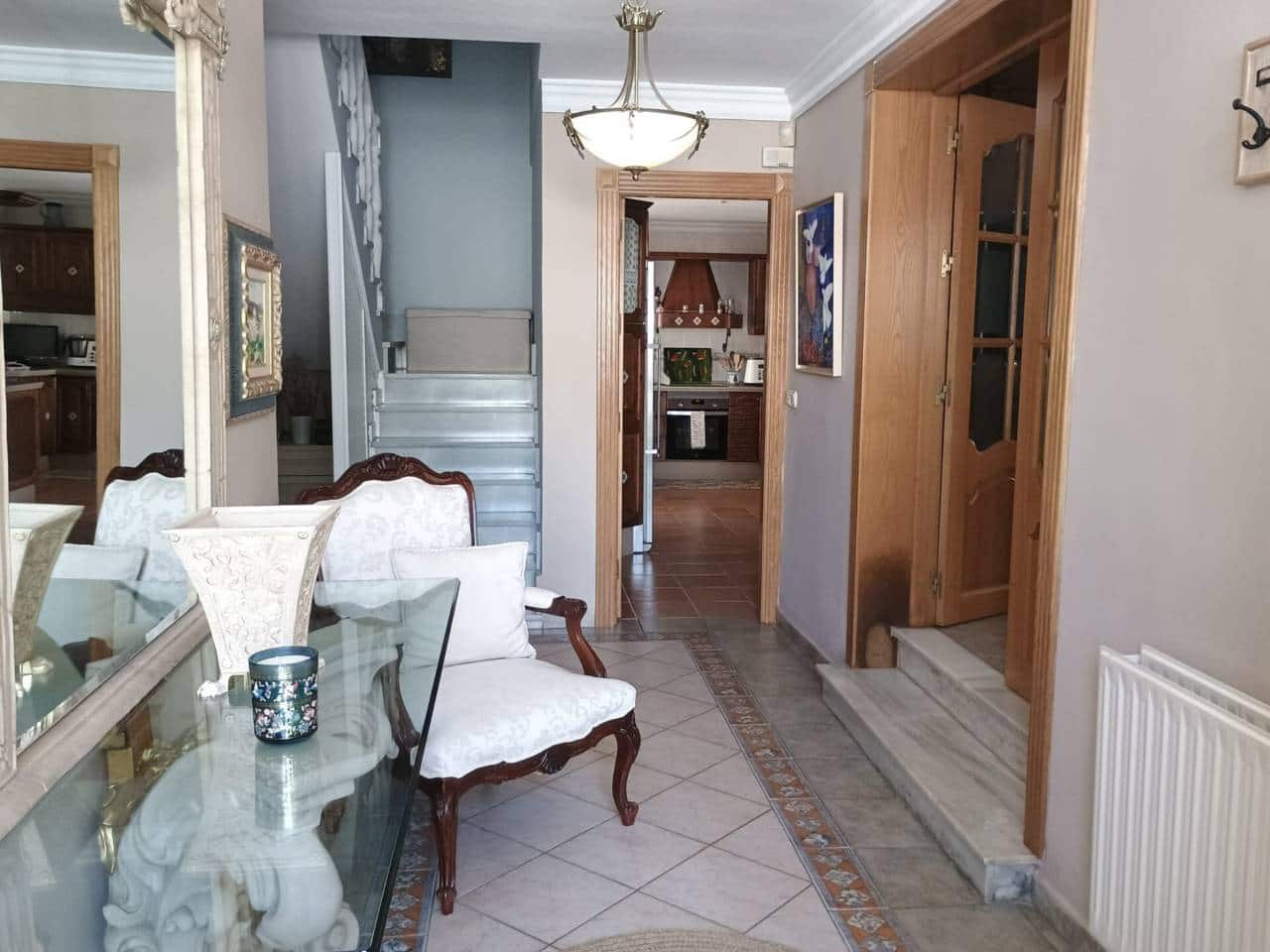 6 bedroom Villa for sale in Benalmadena with pool garage - € 998,000 (Ref: 9796576)