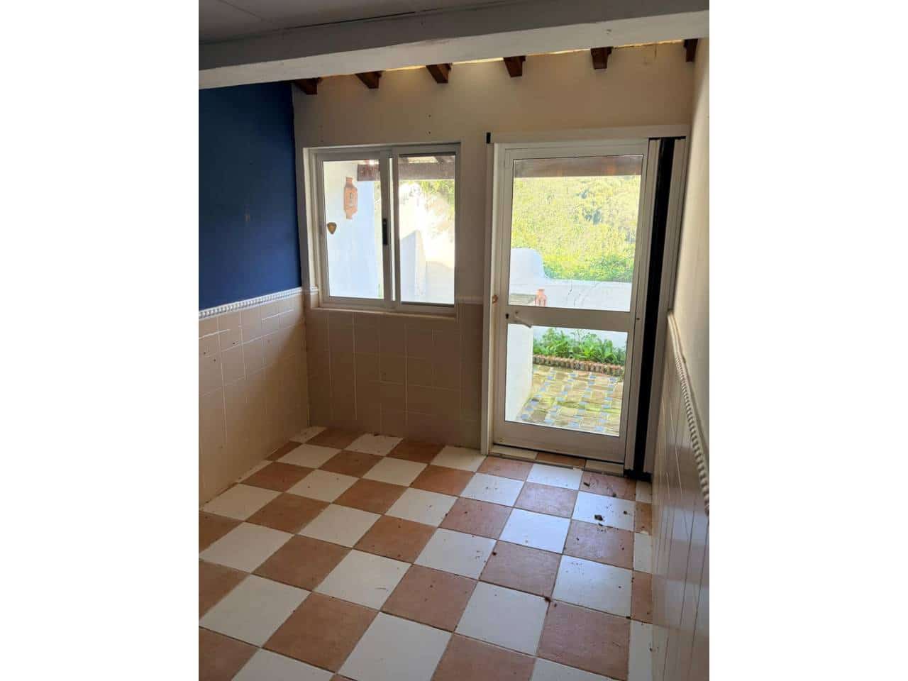 Chalet de 7 habitaciones en Fuengirola en venta con piscina garaje - 995.000 € (Ref: 9815419)