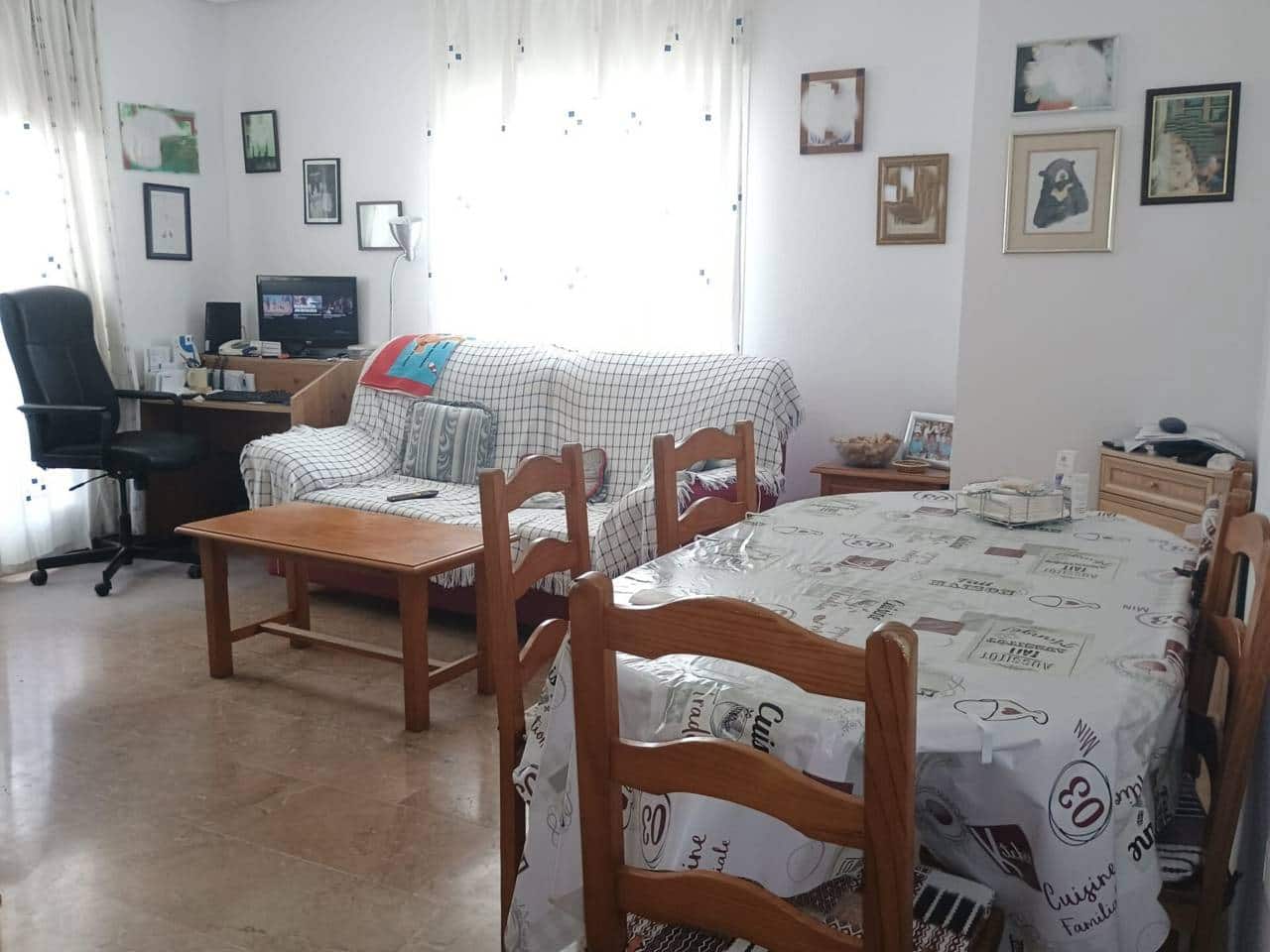 2 makuuhuone Huoneisto myytävänä paikassa Benalmadena mukana uima-altaan 
autotalli - 299 000 € (Ref: 9835071)