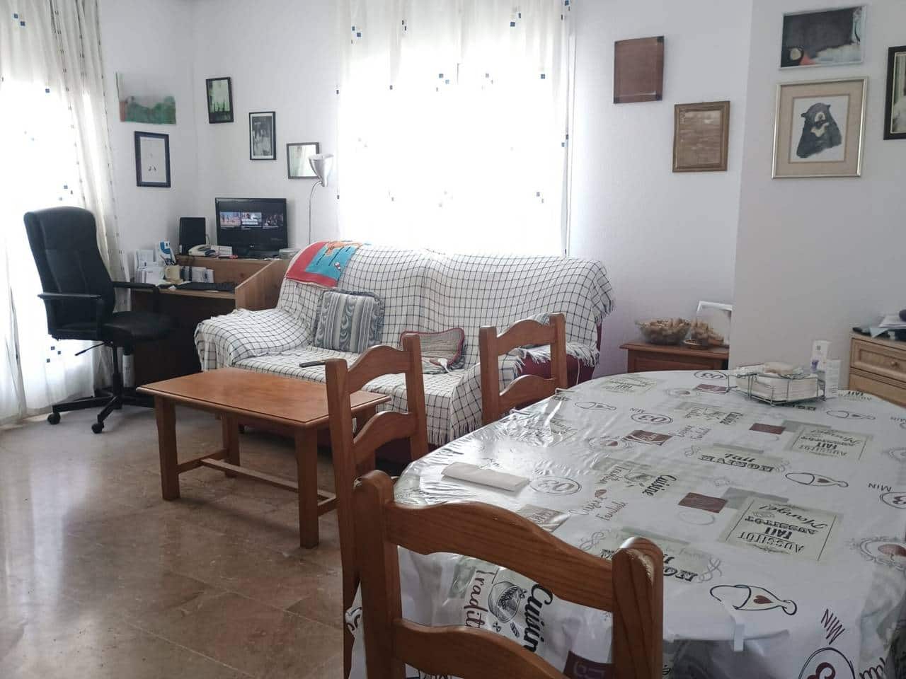 2 makuuhuone Huoneisto myytävänä paikassa Benalmadena mukana uima-altaan 
autotalli - 299 000 € (Ref: 9835071)