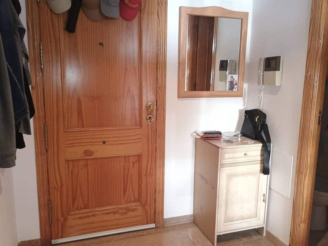 2 makuuhuone Huoneisto myytävänä paikassa Benalmadena mukana uima-altaan 
autotalli - 299 000 € (Ref: 9835071)