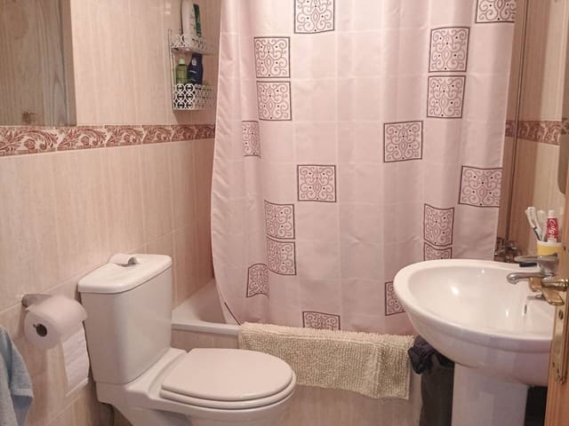 2 soveværelse Lejlighed til salg i Benalmádena med swimmingpool garage - € 299.000 (Ref: 9835071)
