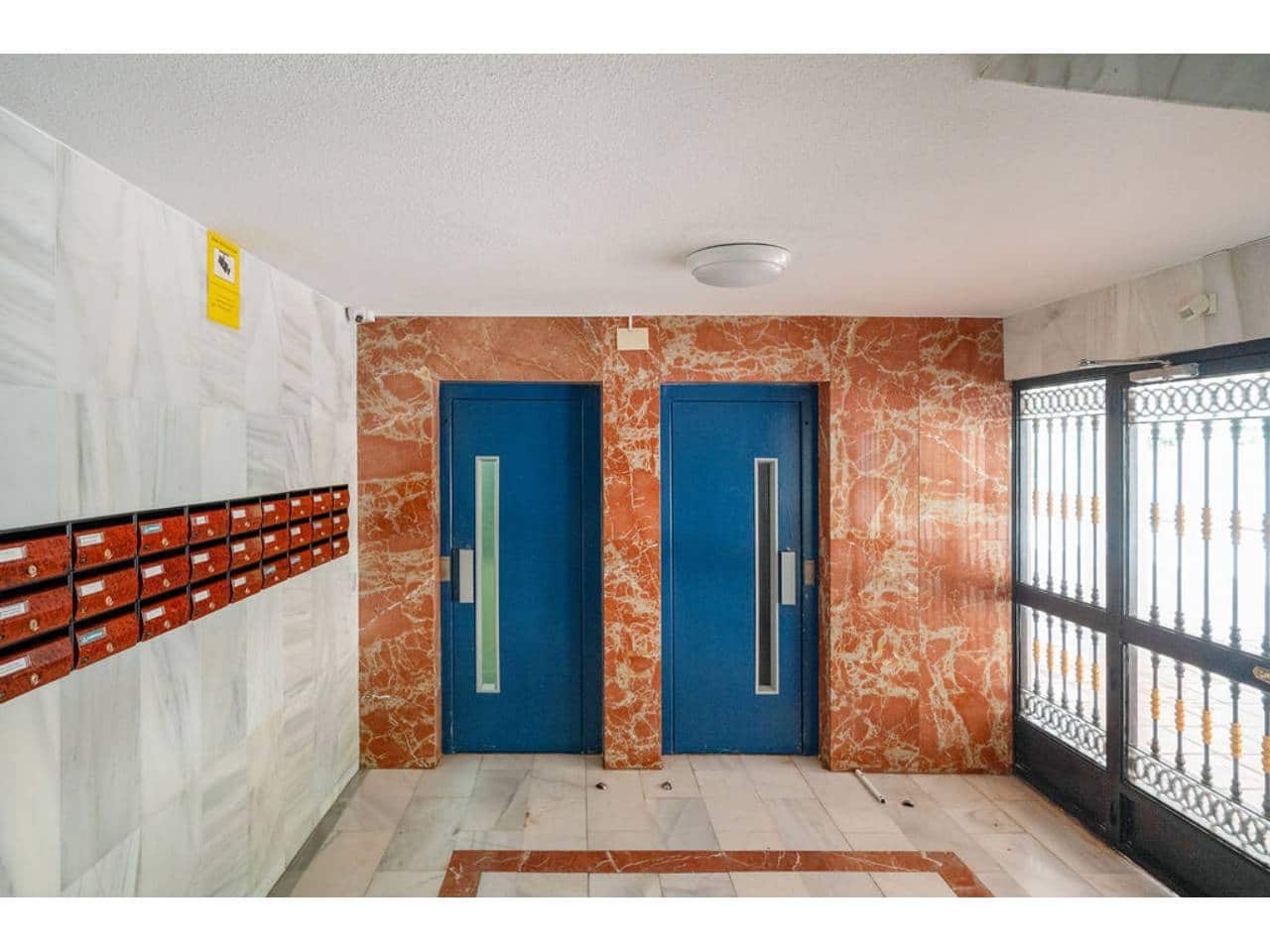 3 bedroom Penthouse for sale in Benalmadena with pool garage - € 430,000 (Ref: 9835072)