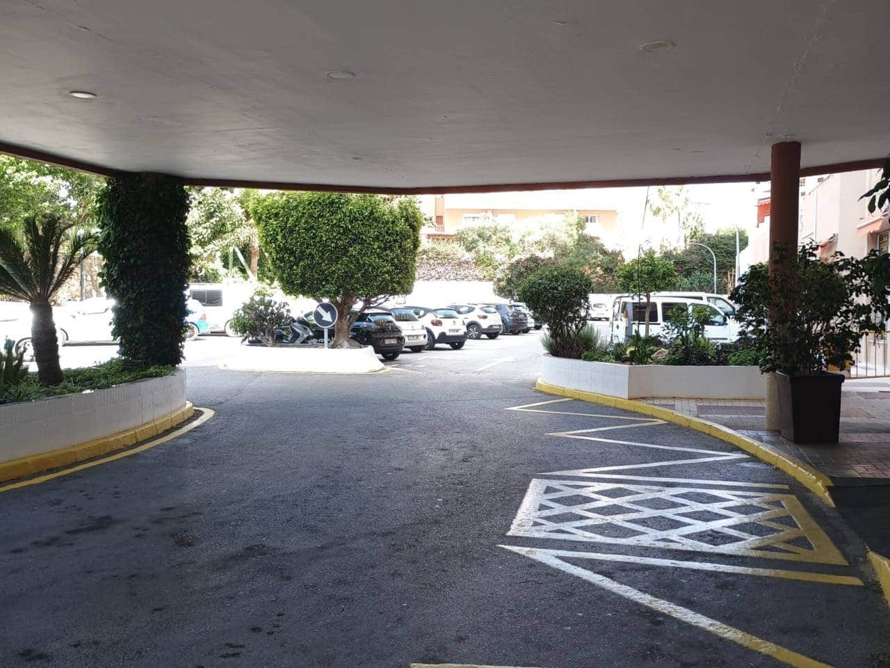 1 bedroom Apartment for sale in Torremolinos with pool - € 295,000 (Ref: 9838776)