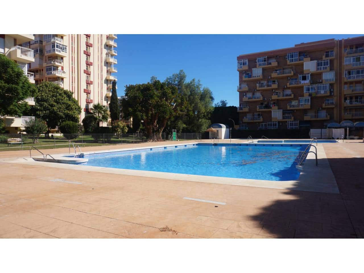 Apartment zu verkaufen in Benalmadena mit Pool - 138.000 € (Ref: 9880409)