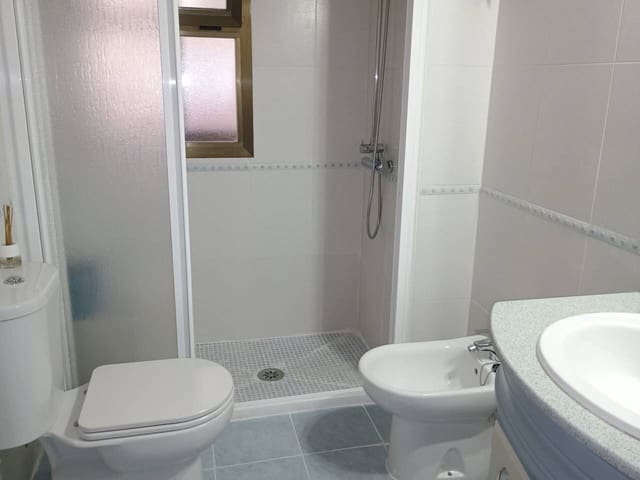 3 quarto Apartamento para arrendar em Torremolinos com piscina garagem - 1 600 € (Ref: 9891506)
