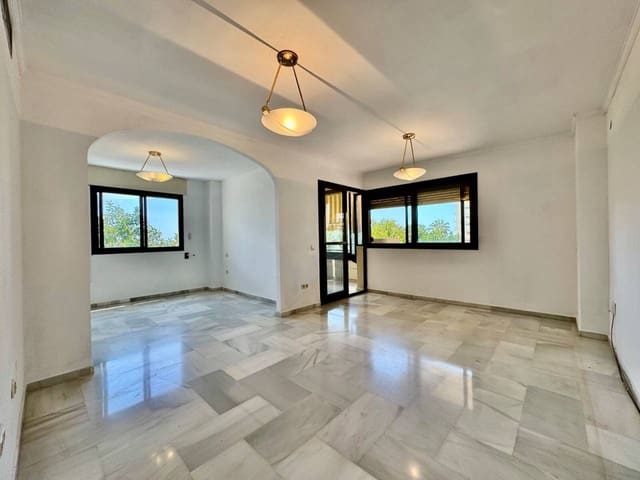 2 chambre Appartement à vendre à Torremolinos avec piscine garage - 730 000 € (Ref: 9898597)