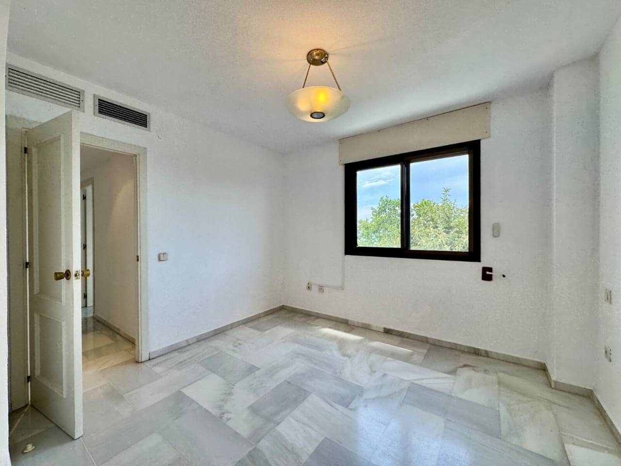 2 chambre Appartement à vendre à Torremolinos avec piscine garage - 730 000 € (Ref: 9898597)