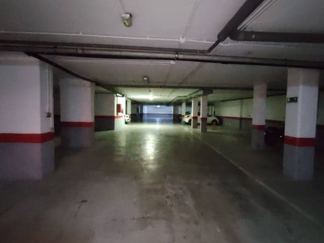 Garasje til salgs i Benalmádena - € 36 000 (Ref: 9906642)