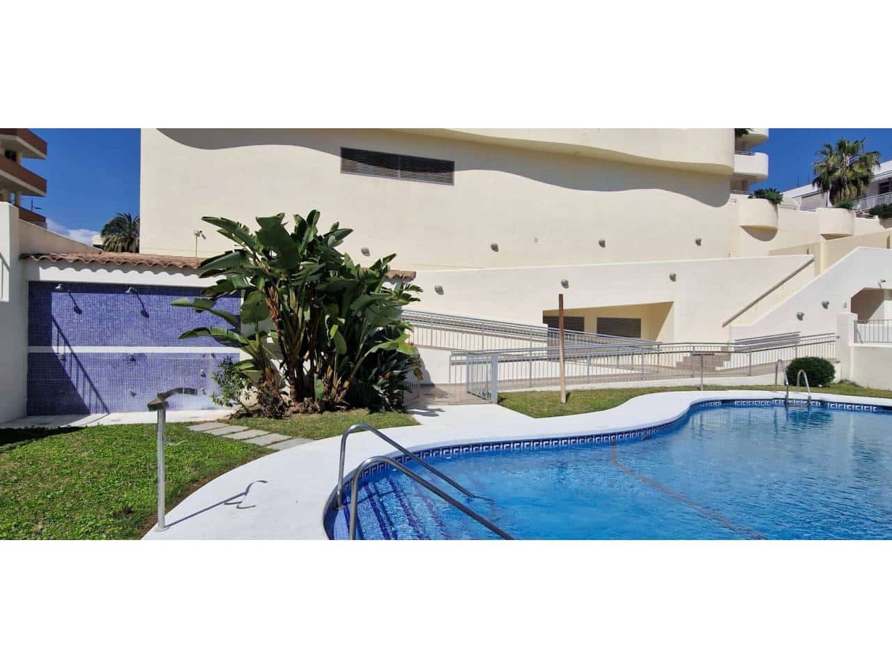2 soveværelse Lejlighed til salg i Benalmadena med swimmingpool garage - € 600.000 (Ref: 9921614)