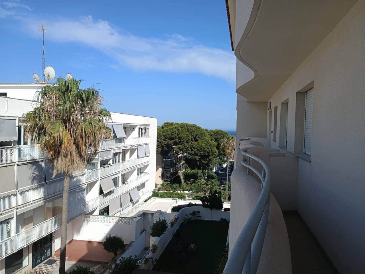 2 soveværelse Lejlighed til salg i Benalmadena med swimmingpool garage - € 600.000 (Ref: 9921614)