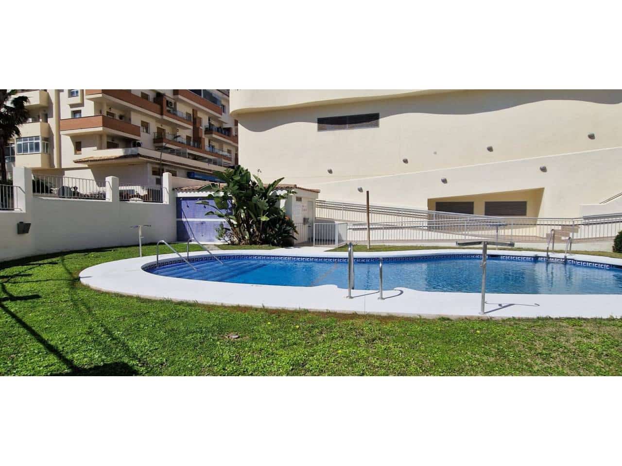 2 soveværelse Lejlighed til salg i Benalmadena med swimmingpool garage - € 600.000 (Ref: 9921614)
