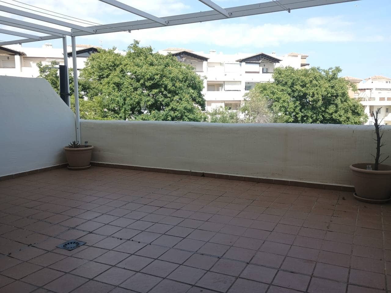 2 bedroom Apartment for rent in Benalmadena with pool garage - € 1,300 (Ref: 9937447)