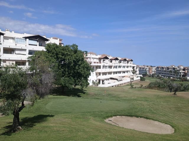 2 makuuhuone Huoneisto vuokrattavana paikassa Benalmádena mukana uima-altaan 
autotalli - 1 300 € (Ref: 9937447)