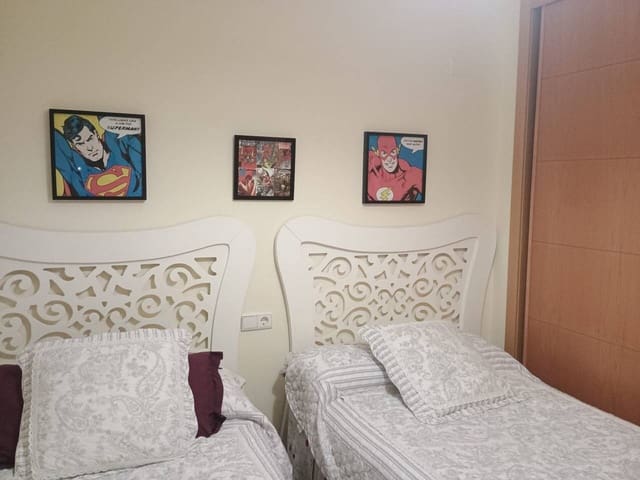 2 makuuhuone Huoneisto vuokrattavana paikassa Benalmádena mukana uima-altaan 
autotalli - 1 300 € (Ref: 9937447)