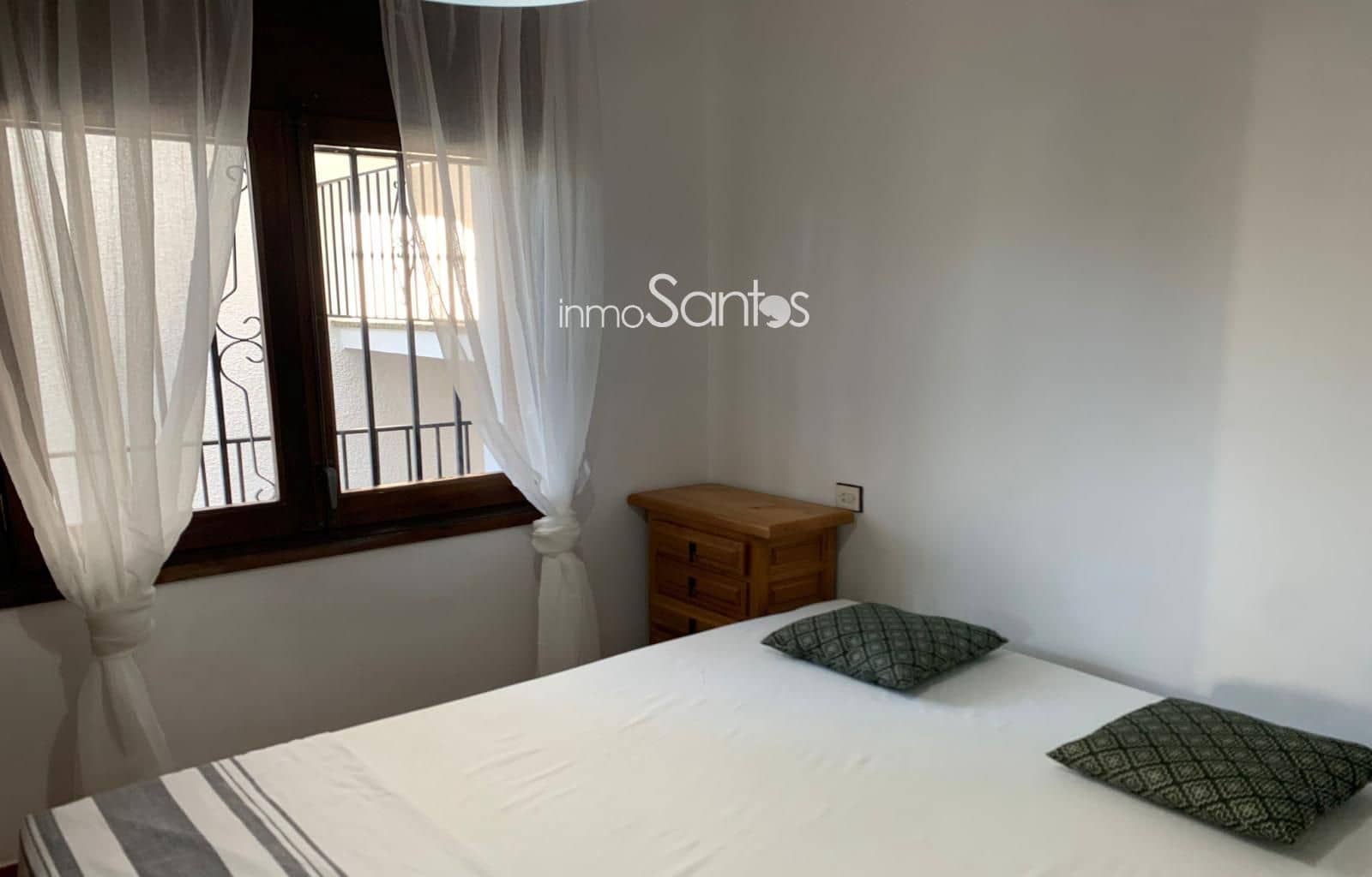 1 soverom Leilighet til salgs i Roses med svømmebasseng garasje - € 139 000 (Ref: 9720255)