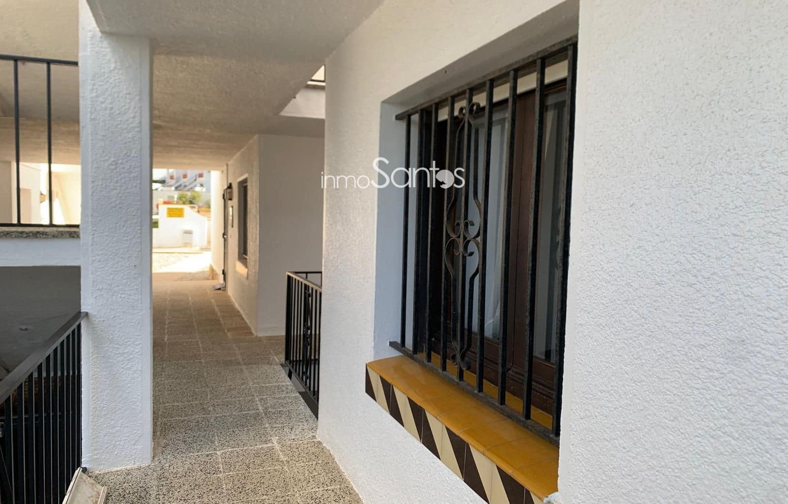 1 soverom Leilighet til salgs i Roses med svømmebasseng garasje - € 139 000 (Ref: 9720255)