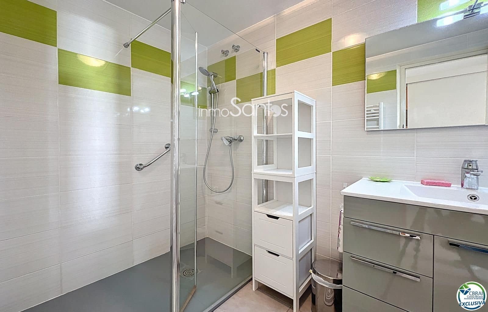 2 Zimmer Wohnung zu verkaufen in Roses mit Garage - 295.000 € (Ref: 9720257)