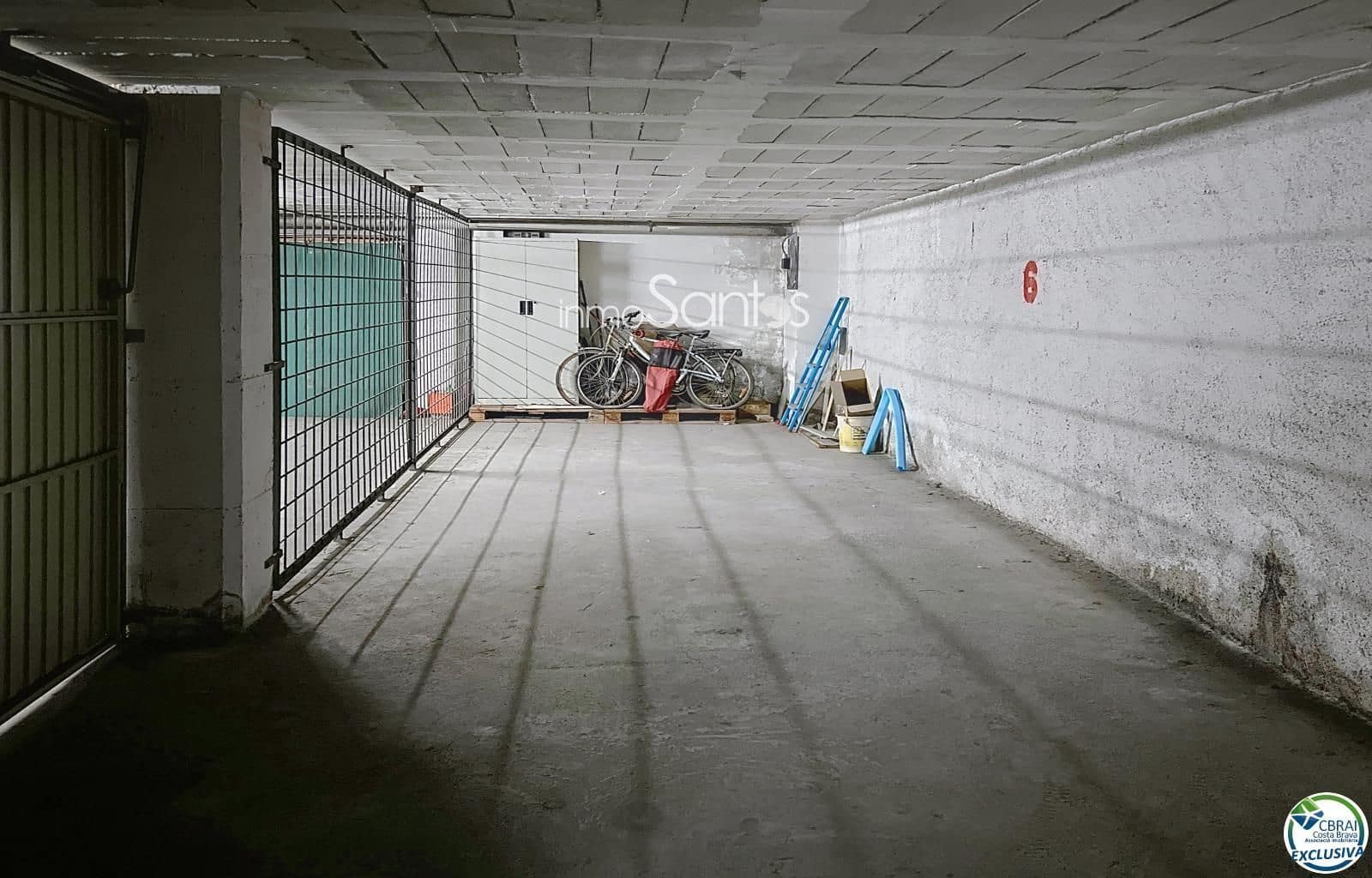 2 Zimmer Wohnung zu verkaufen in Roses mit Garage - 295.000 € (Ref: 9720257)