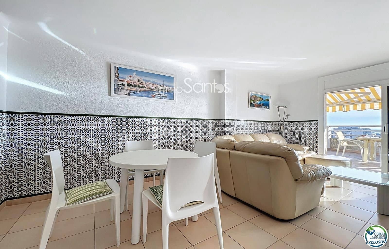 2 Zimmer Wohnung zu verkaufen in Roses mit Garage - 295.000 € (Ref: 9720257)