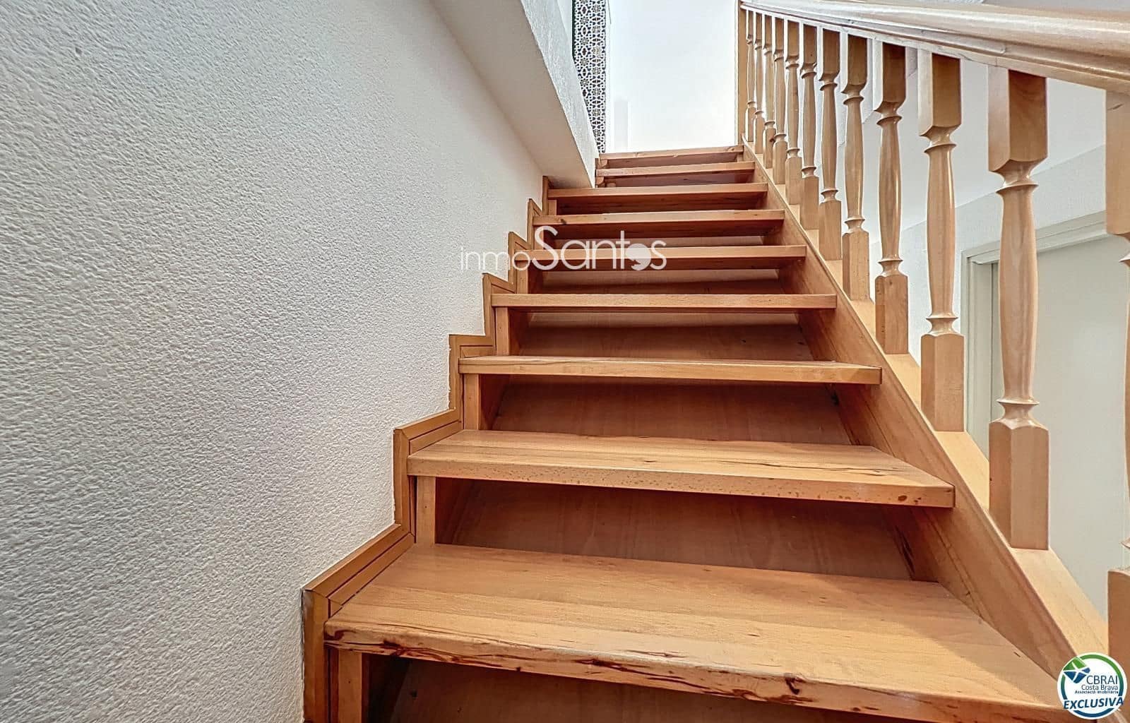 2 Zimmer Wohnung zu verkaufen in Roses mit Garage - 295.000 € (Ref: 9720257)