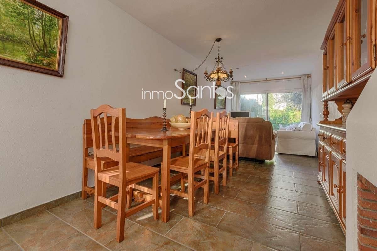 3 bedroom Villa for sale in Santa Margarida - € 320,000 (Ref: 9720260)