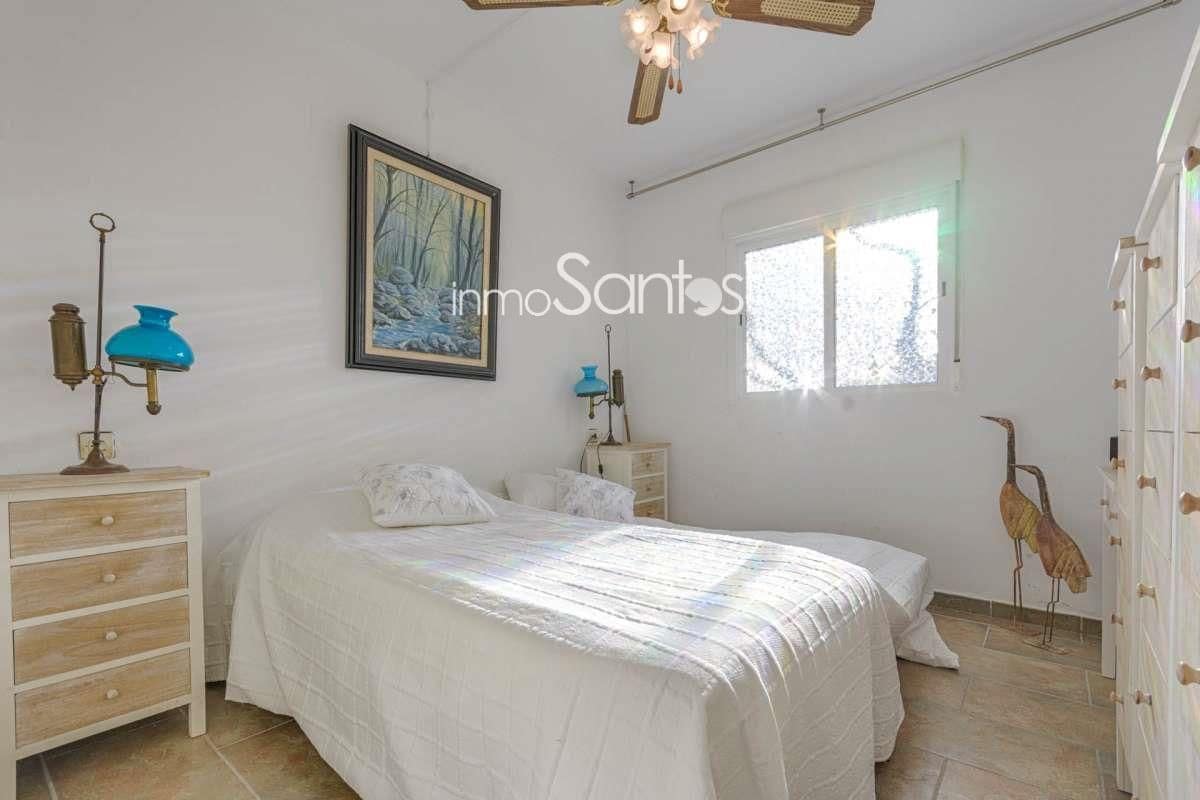 3 bedroom Villa for sale in Santa Margarida - € 320,000 (Ref: 9720260)