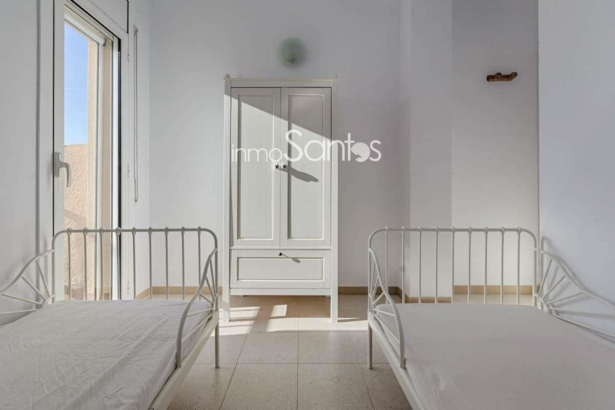 3 bedroom Villa for sale in Santa Margarida - € 320,000 (Ref: 9720260)