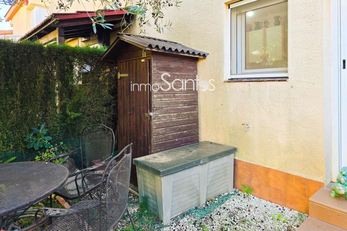 3 bedroom Villa for sale in Santa Margarida - € 320,000 (Ref: 9720260)