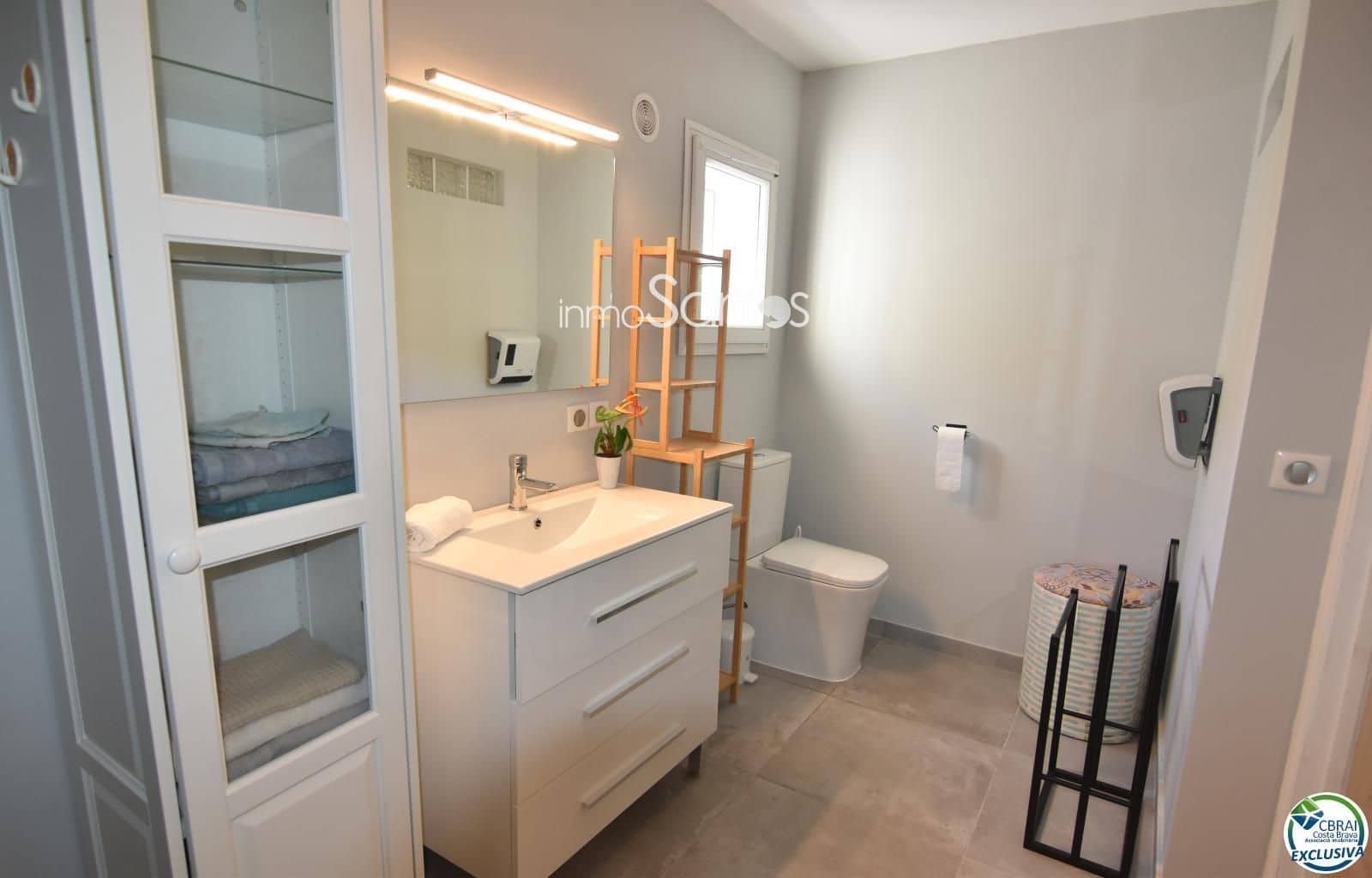 3 bedroom Villa for sale in Roses - € 395,000 (Ref: 9720261)