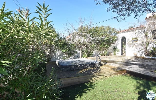 3 slaapkamer Villa te koop in Roses - € 395.000 (Ref: 9720261)