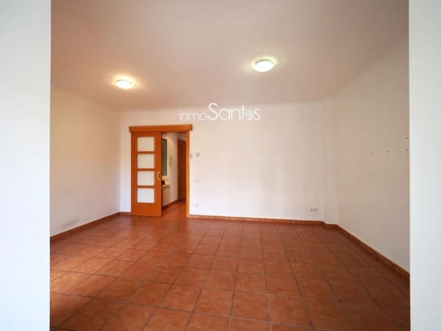 Flat te koop in Roses - € 235.000 (Ref: 9720262)