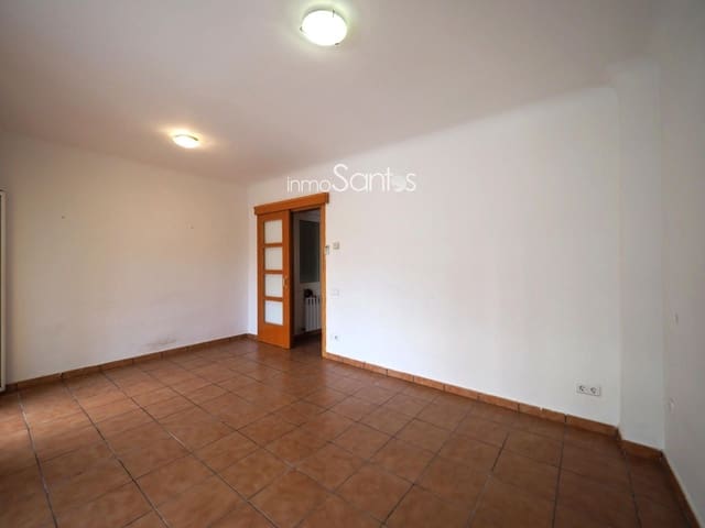 Flat te koop in Roses - € 235.000 (Ref: 9720262)