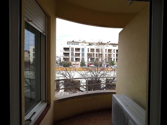 Flat te koop in Roses - € 235.000 (Ref: 9720262)