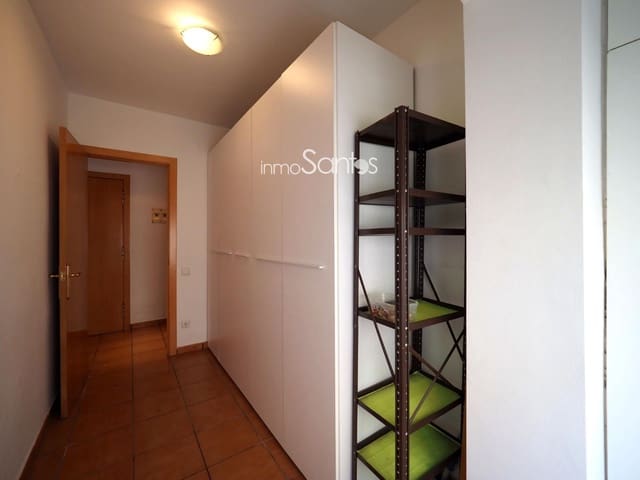 Flat te koop in Roses - € 235.000 (Ref: 9720262)