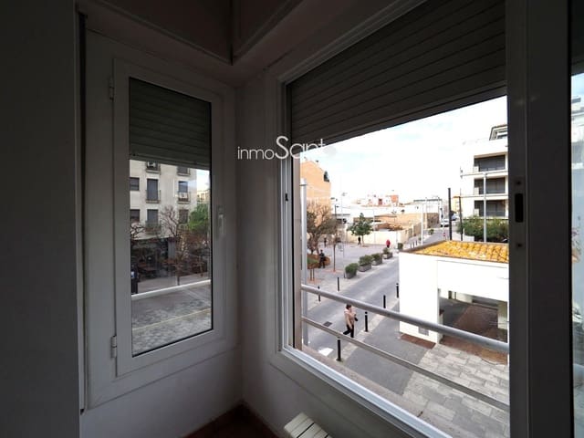 Flat te koop in Roses - € 235.000 (Ref: 9720262)