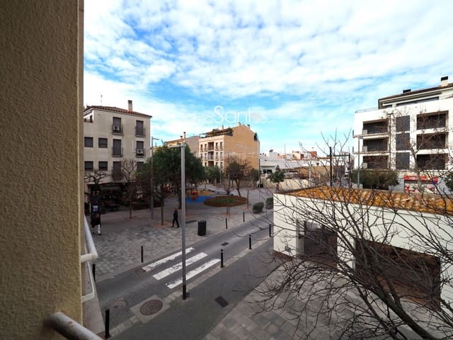 Flat te koop in Roses - € 235.000 (Ref: 9720262)