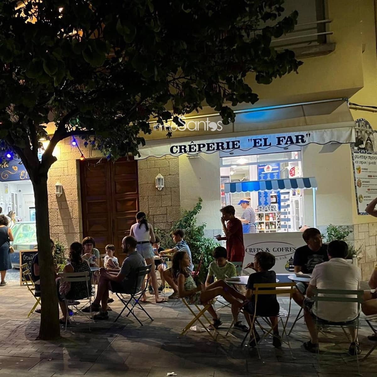 Commercial for sale in Roses - € 185,000 (Ref: 9720264)