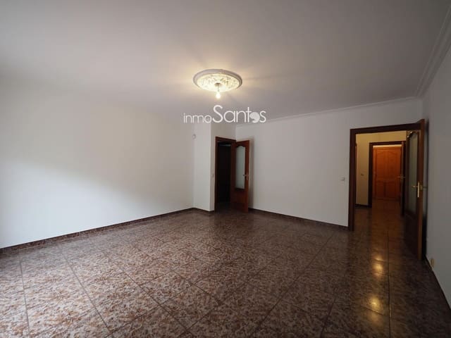 3 slaapkamer Flat te koop in Roses - € 185.000 (Ref: 9720267)